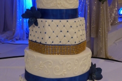 Blue & Gold Wedding Cake sm