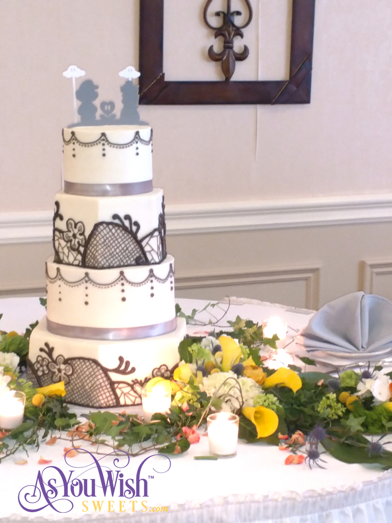 Mario Wedding Cake Setting sm